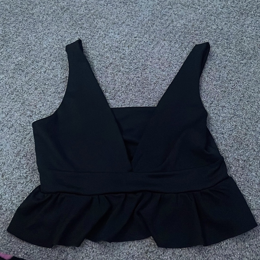 Black crop top